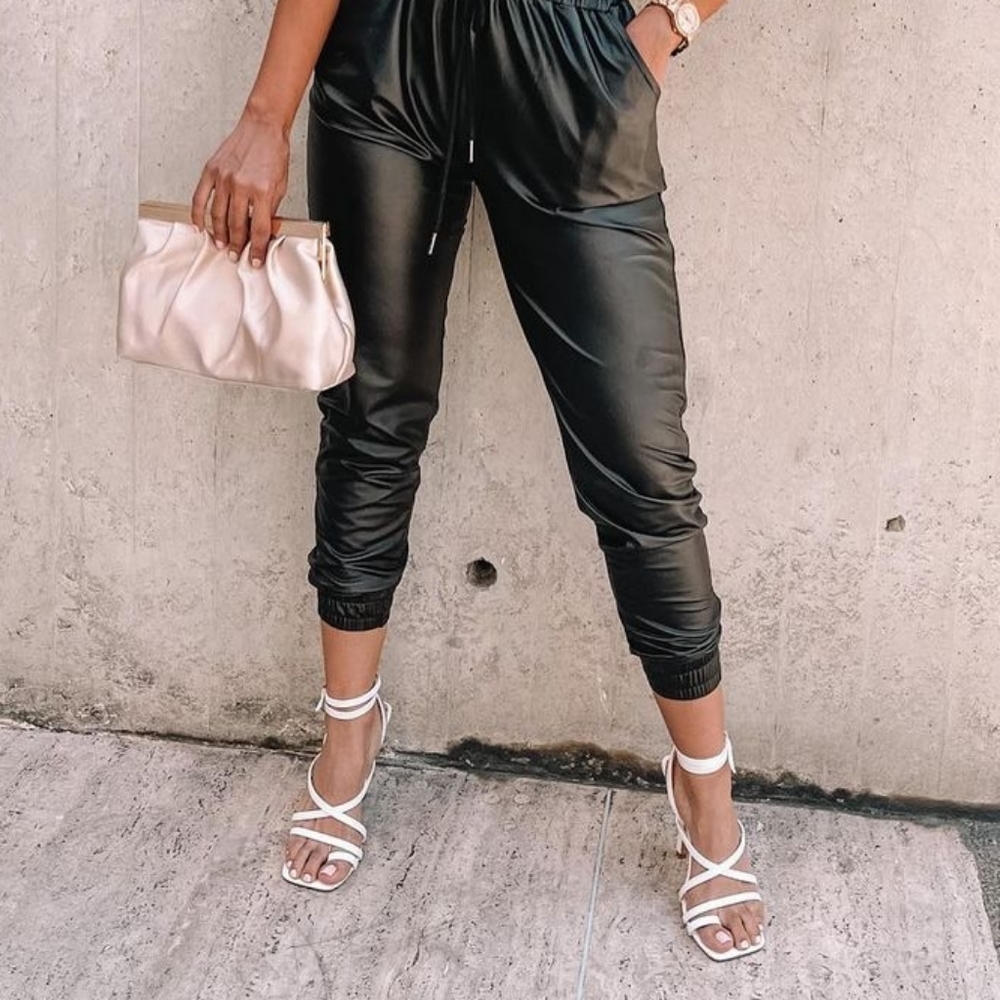 Size 9 Double Square Split Toe Strapp - image 1